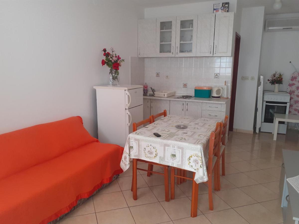 Apartments Slavica Bol Buitenkant foto