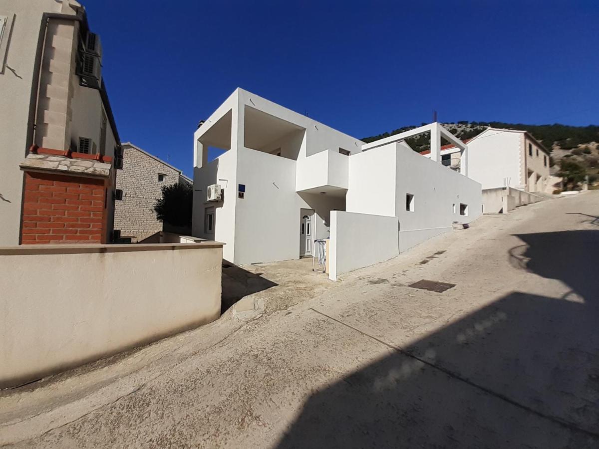 Apartments Slavica Bol Buitenkant foto