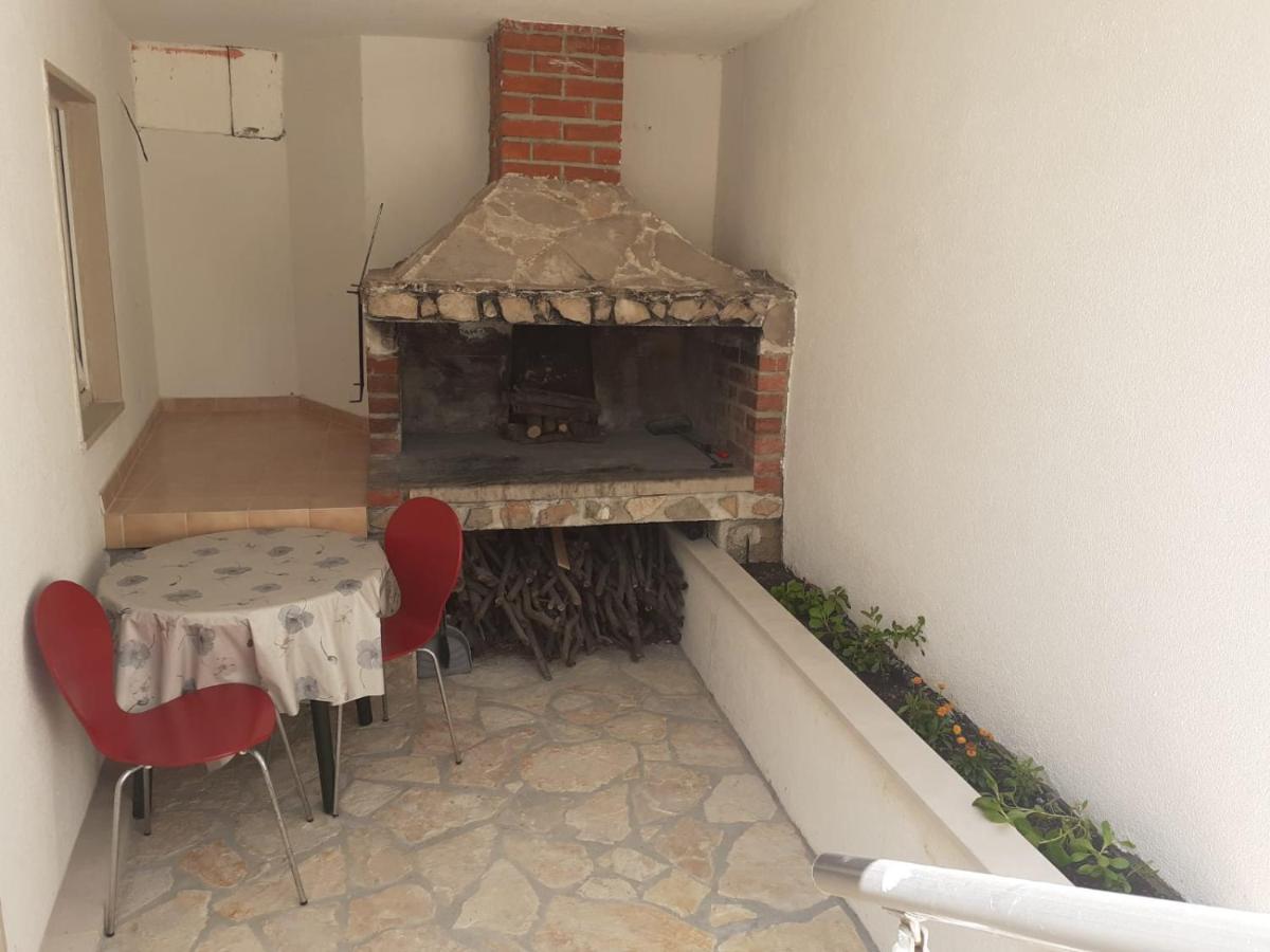 Apartments Slavica Bol Buitenkant foto