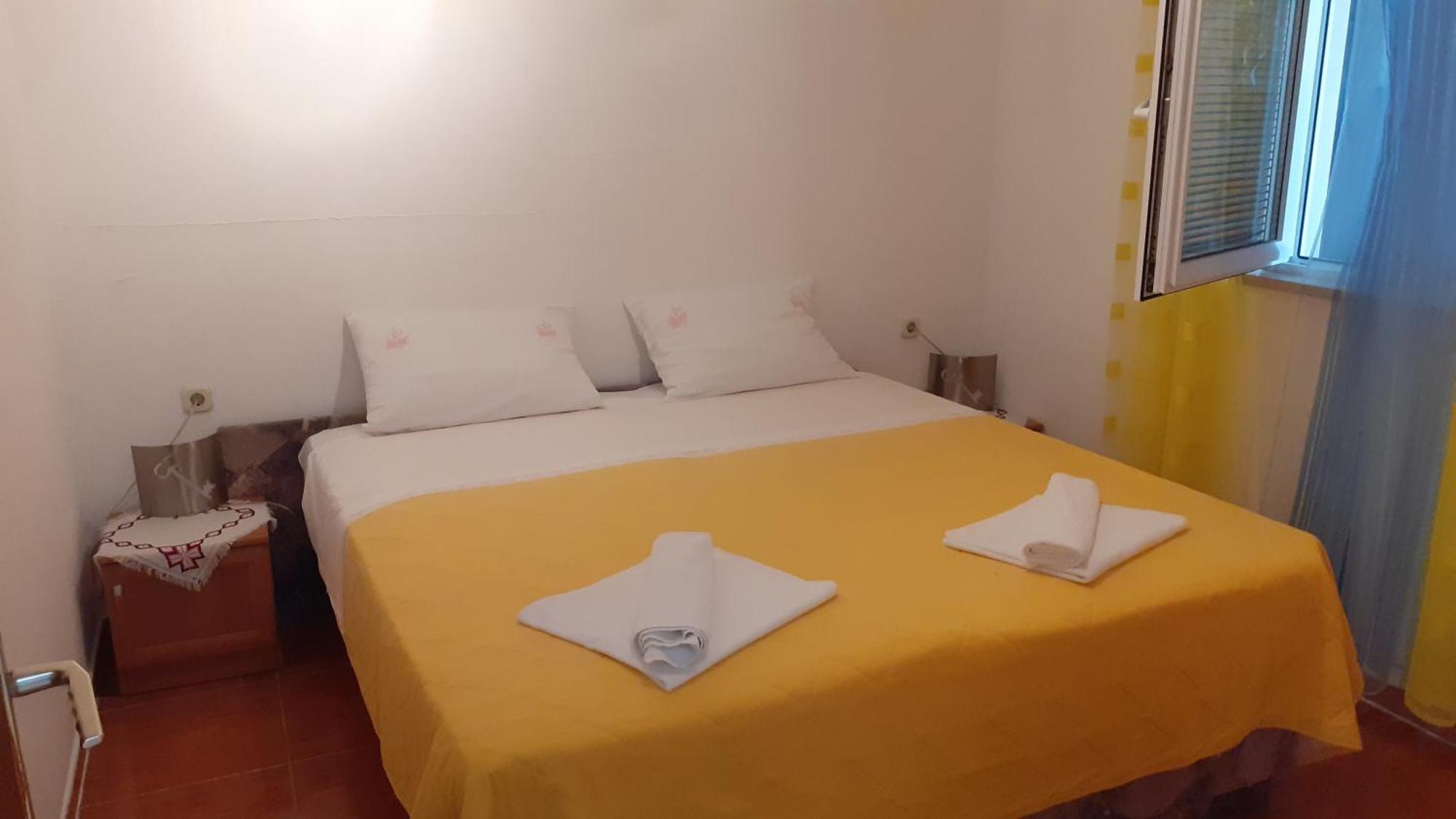 Apartments Slavica Bol Kamer foto